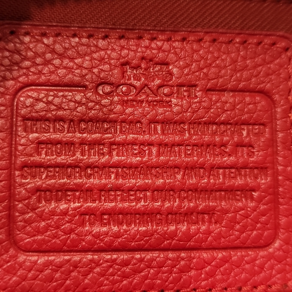 Coach bag in red pebble leather